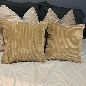 16 x 16 corduroy velvet pillow cases (2)